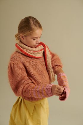 23212 knitted puffed sweater (Archive item).